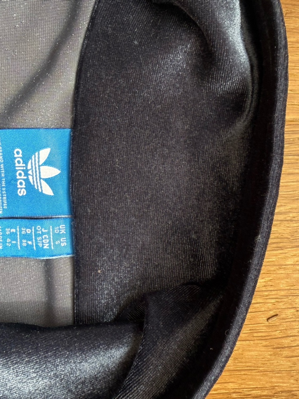 Rare Adidas blue Velvet Track Jacket with Trefoil Logo - Picture 2 of 6
